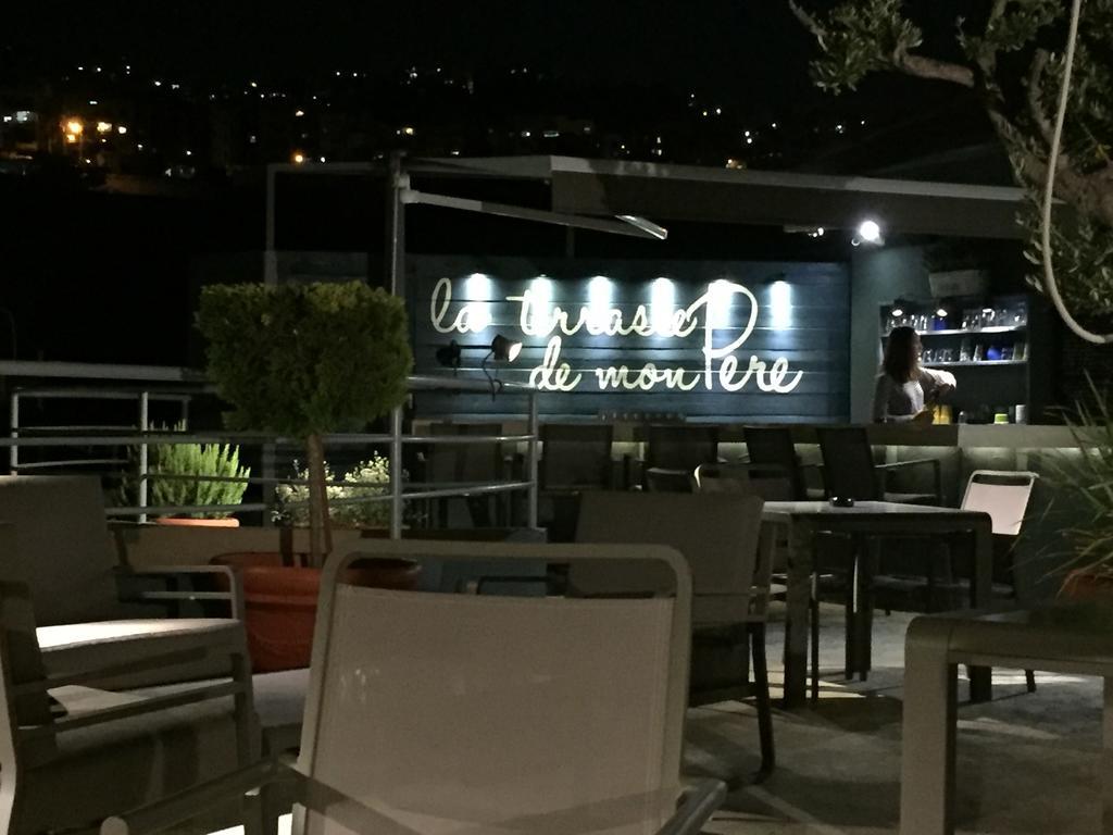 L'Hotel De Mon Pere Byblos Екстериор снимка